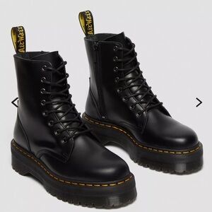 Dr. Martens Jadon boot in Smooth Leather